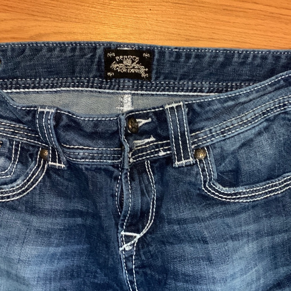 Women's Express Rerock Blue Jeans - Picture 5 of 6